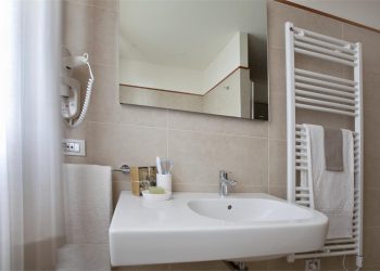 tenuta quadrifoglio residence pepe nero (6)