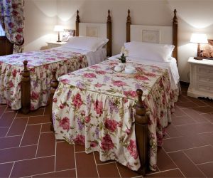 tenuta-quadrifoglio-residence-pepe-rosa-5.jpg